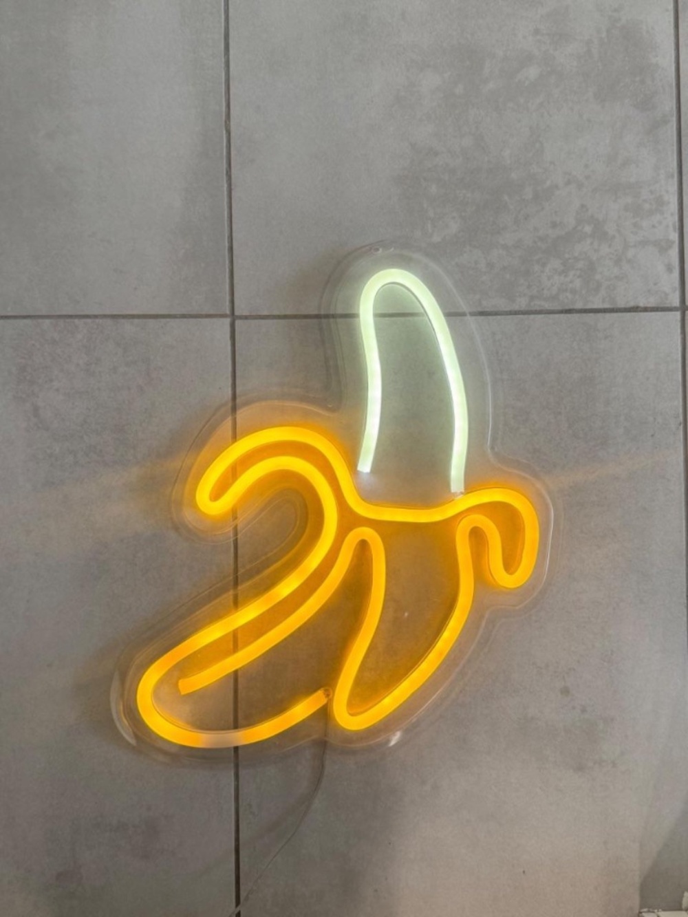 Banana-shaped neon LED wall light
